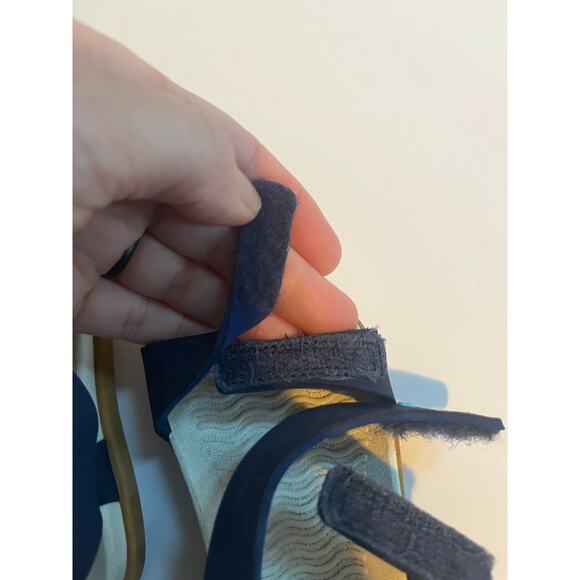 Native charlie sandal blue size 7 - Picture 6 of 8